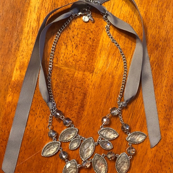 Beautiful lavender/grey necklace - Picture 1 of 1